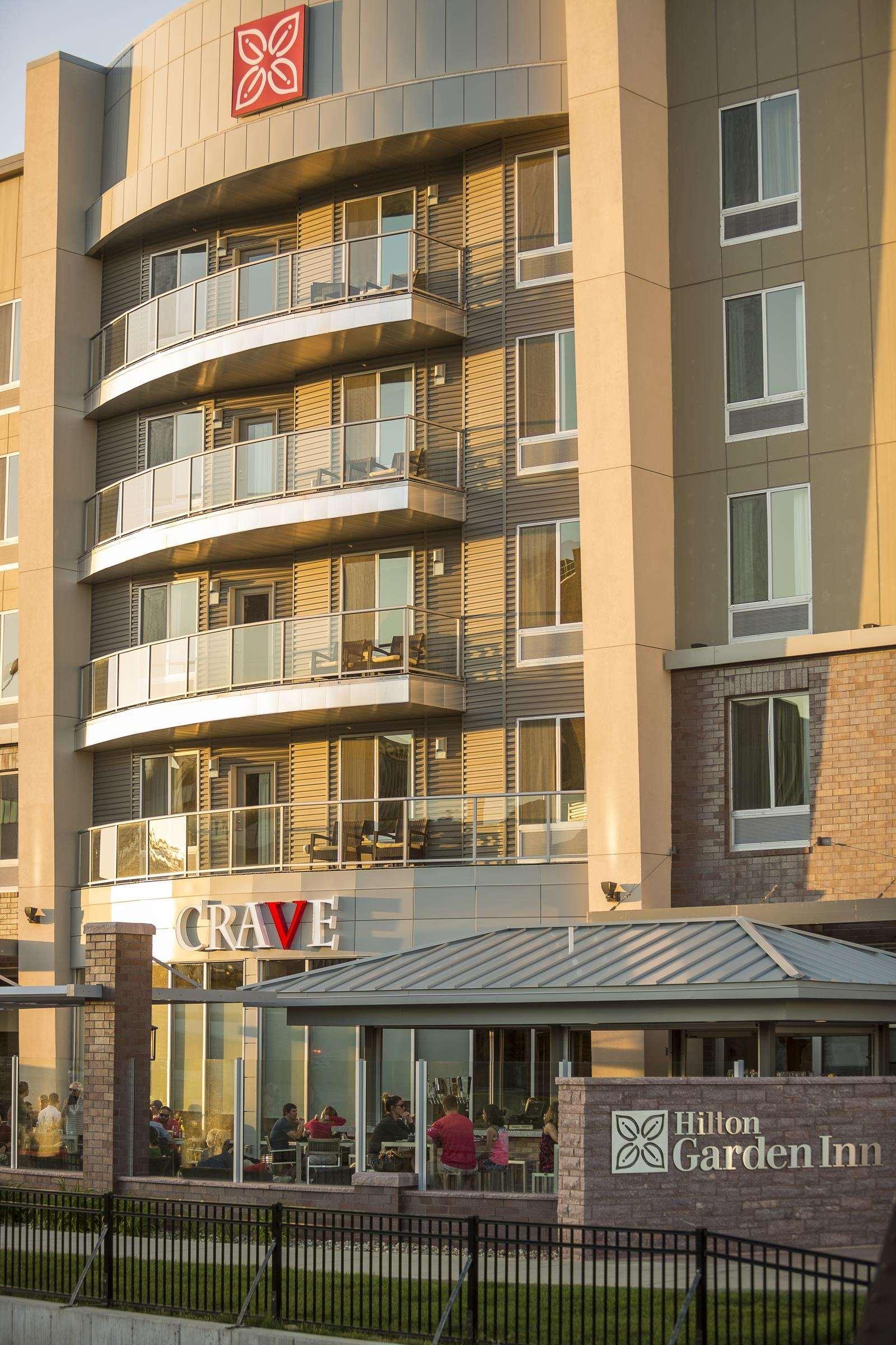 Hilton Garden Inn Sioux Falls Downtown Exterior photo