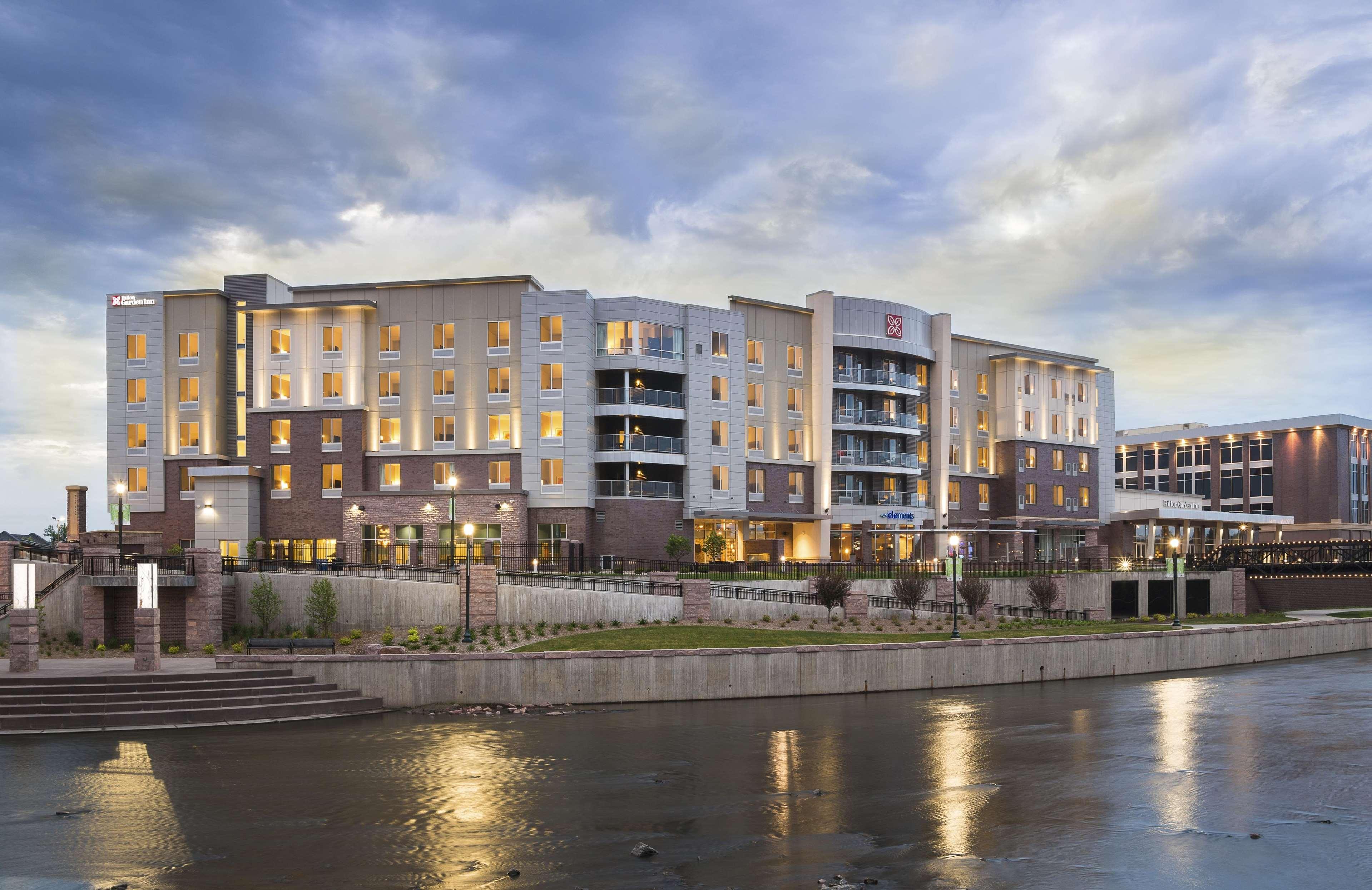 Hilton Garden Inn Sioux Falls Downtown Exterior photo